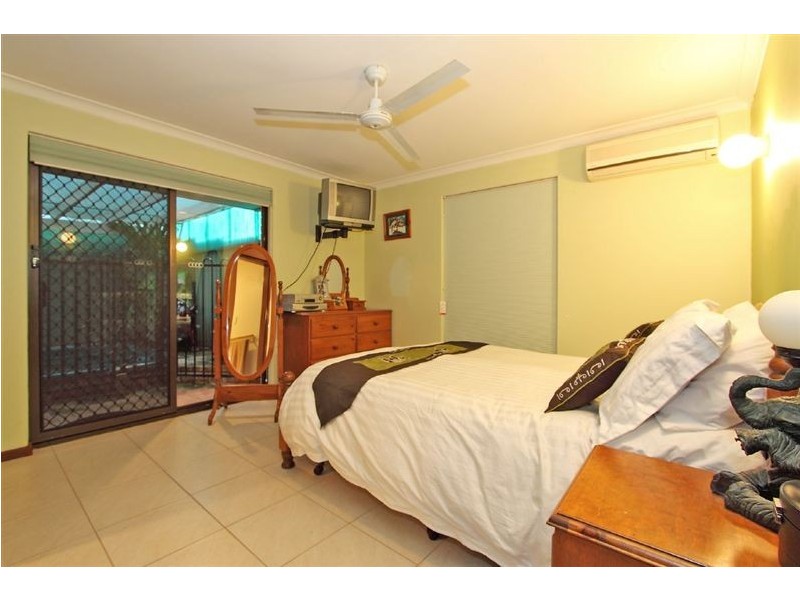 35 Anglesey Drive, Kardinya WA 6163