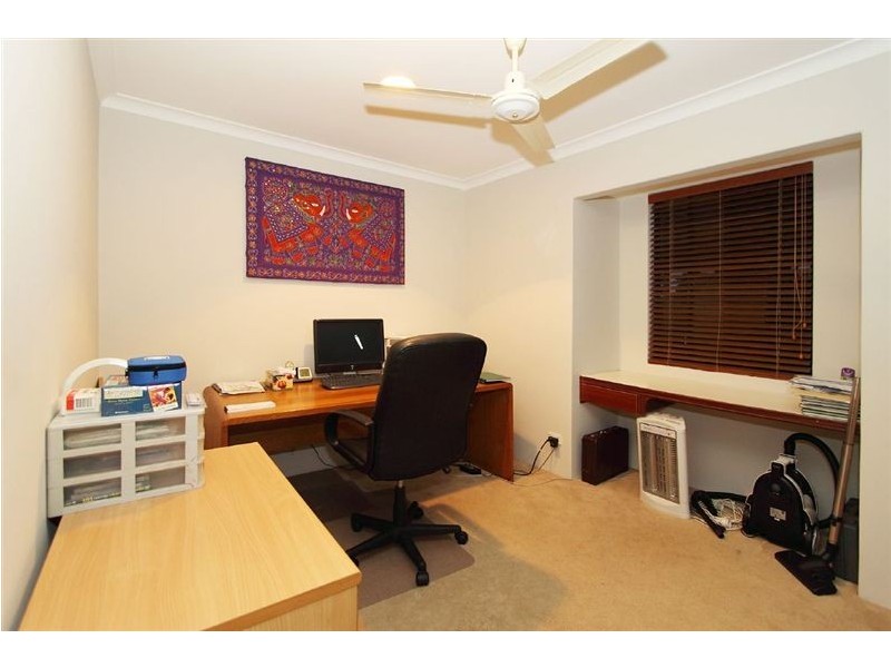 35 Anglesey Drive, Kardinya WA 6163