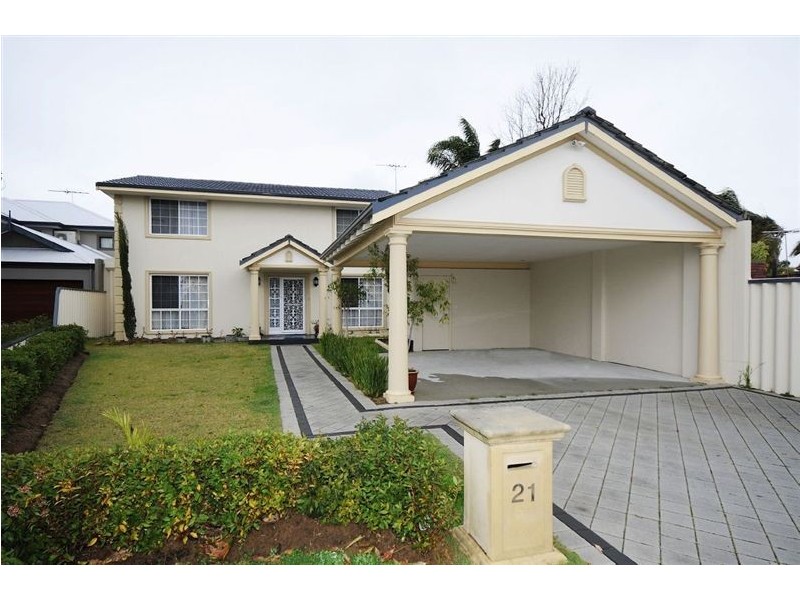 21 Monterey Court, Kardinya WA 6163