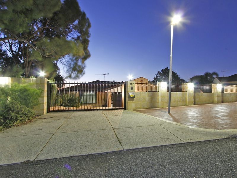 37 Mannion Way, Kardinya WA 6163