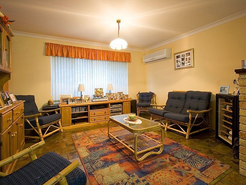 6 Waring Way, Kardinya WA 6163