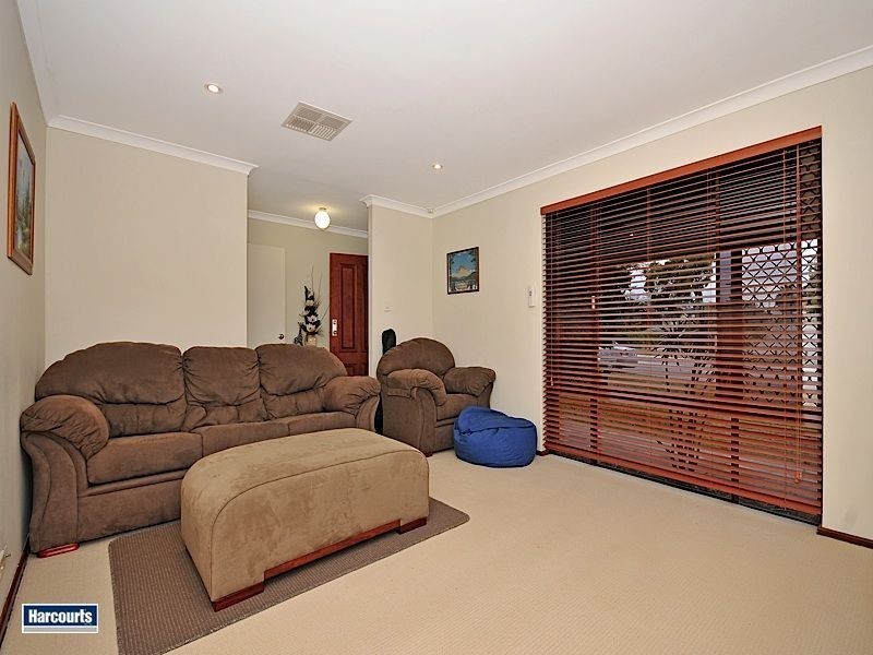 144 Winterfold Road, Kardinya WA 6163