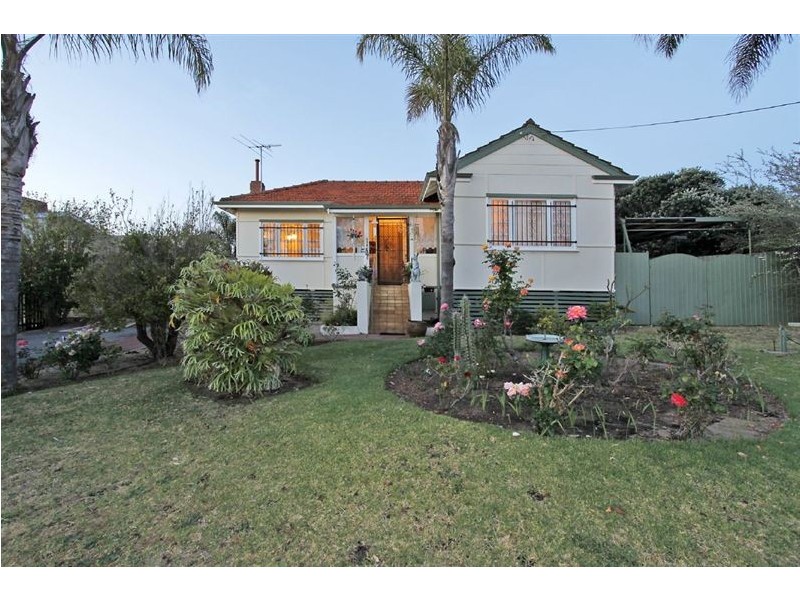 114 Hope Street, White Gum Valley WA 6162