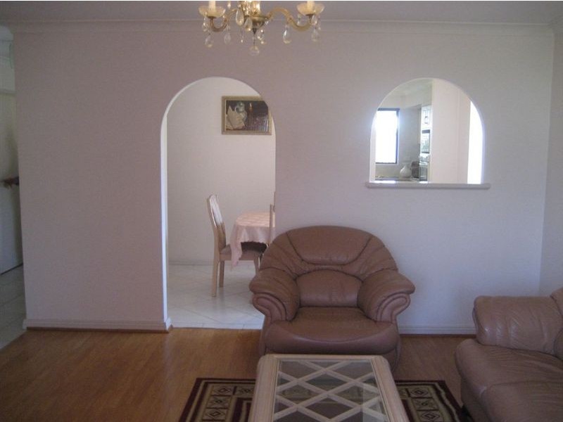 172 Winterfold Road, Kardinya WA 6163