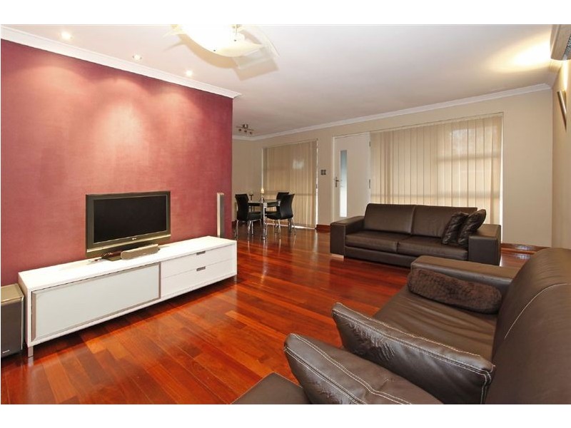 30 Gilbertson Road, Kardinya WA 6163