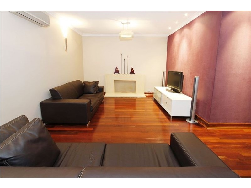 30 Gilbertson Road, Kardinya WA 6163