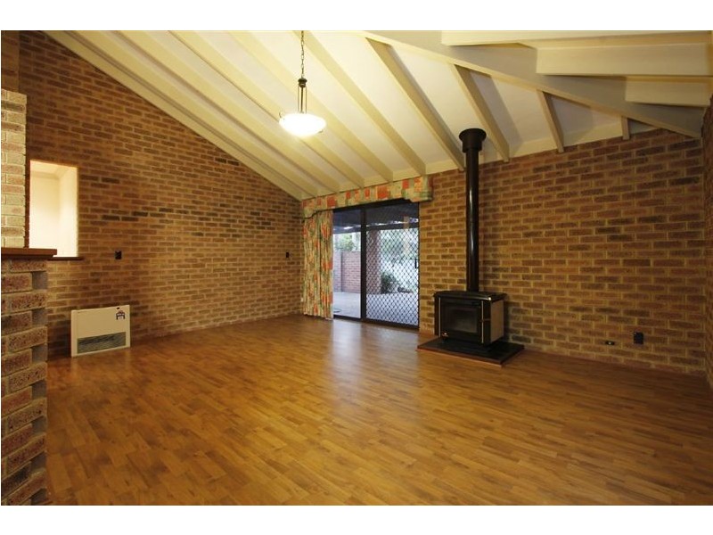 15 Ainslie Court, Kardinya WA 6163