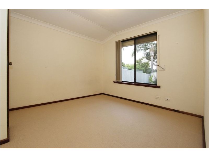 15 Ainslie Court, Kardinya WA 6163