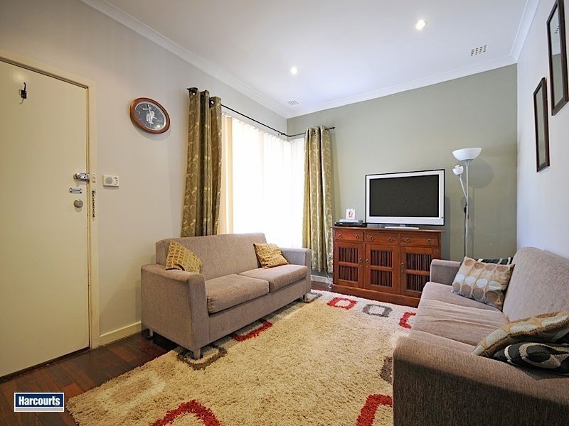 7 Ferdinand Crescent, Coolbellup WA 6163