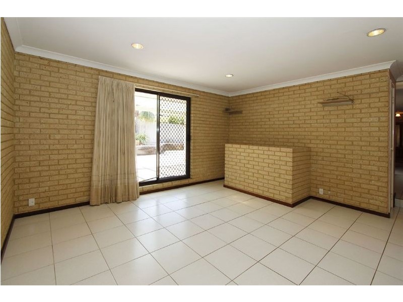 8 McMahon Way, Samson WA 6163