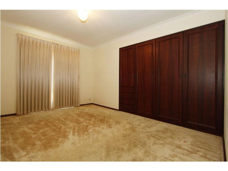 8 McMahon Way, Samson WA 6163