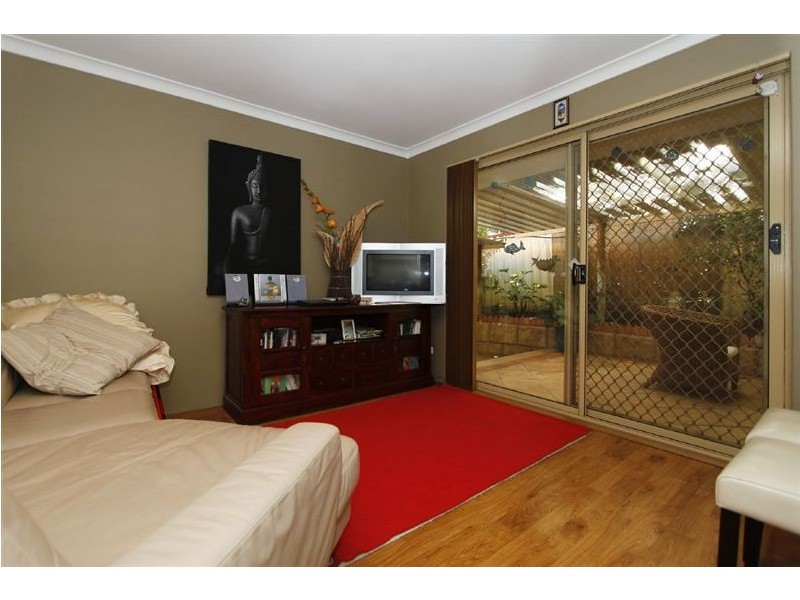 13/35 Winnacott Street, Willagee WA 6156