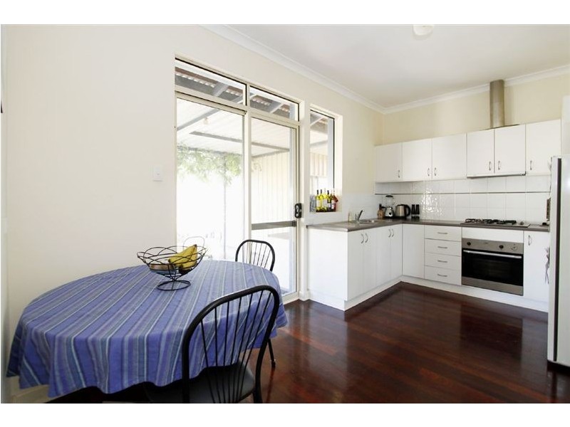 15 Treeby Street, Coolbellup WA 6163