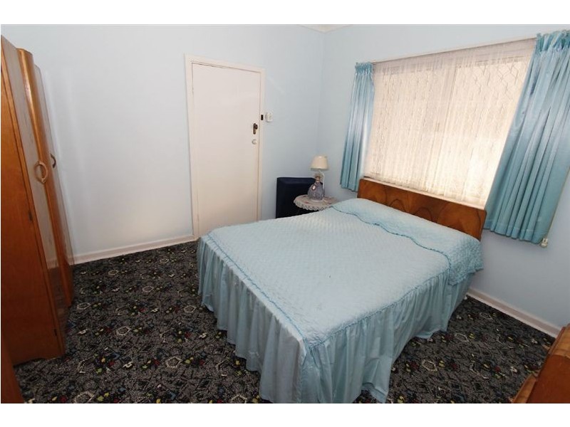 4 Starling Street, Hamilton Hill WA 6163