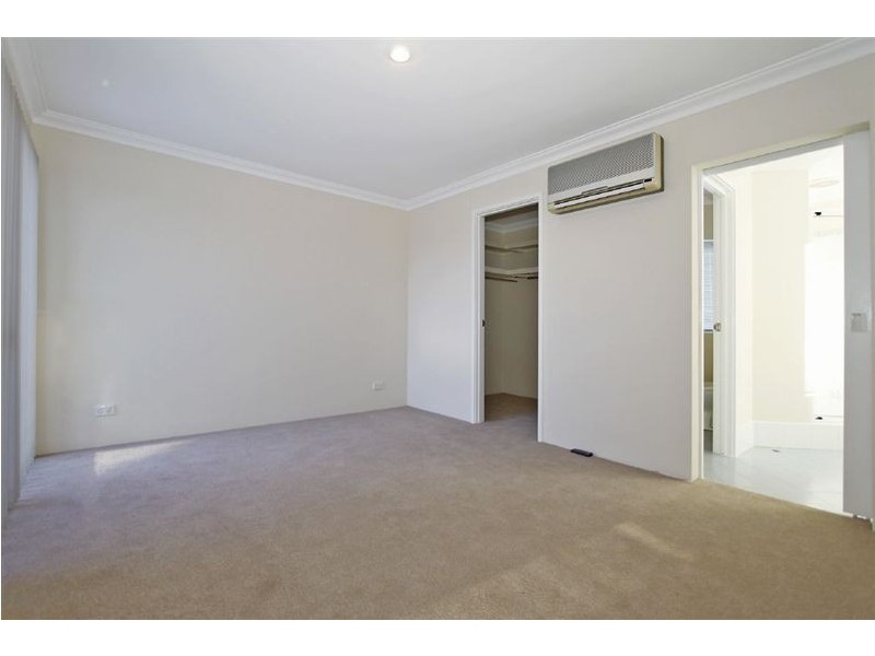 19 James Road, Kardinya WA 6163