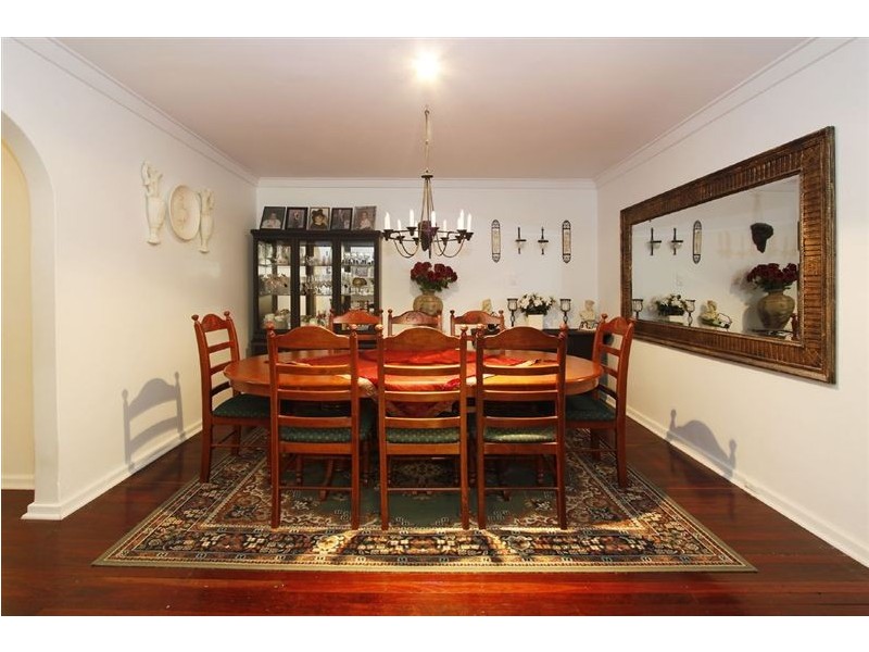 158 Corinthian Road East, Shelley WA 6148