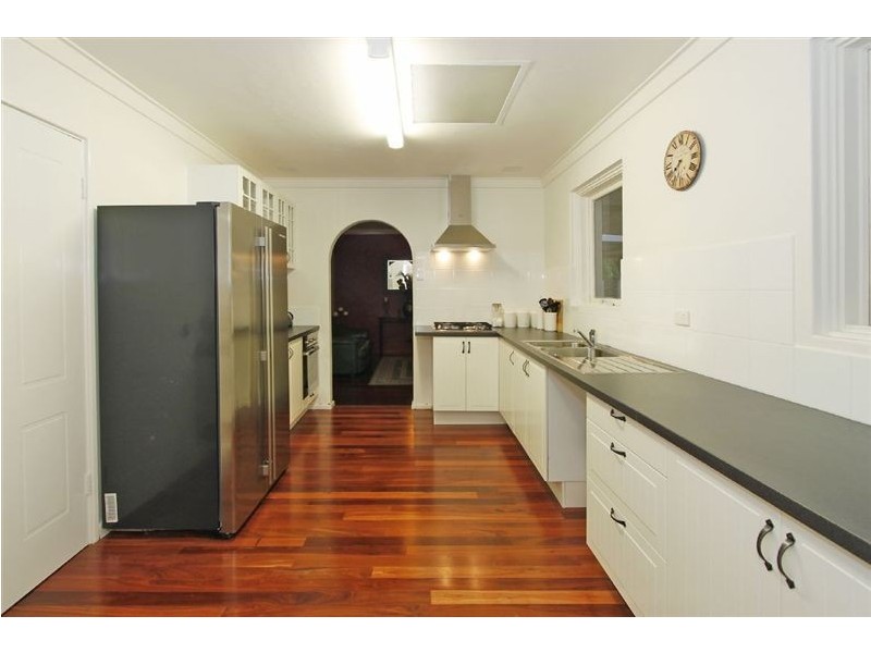 158 Corinthian Road East, Shelley WA 6148