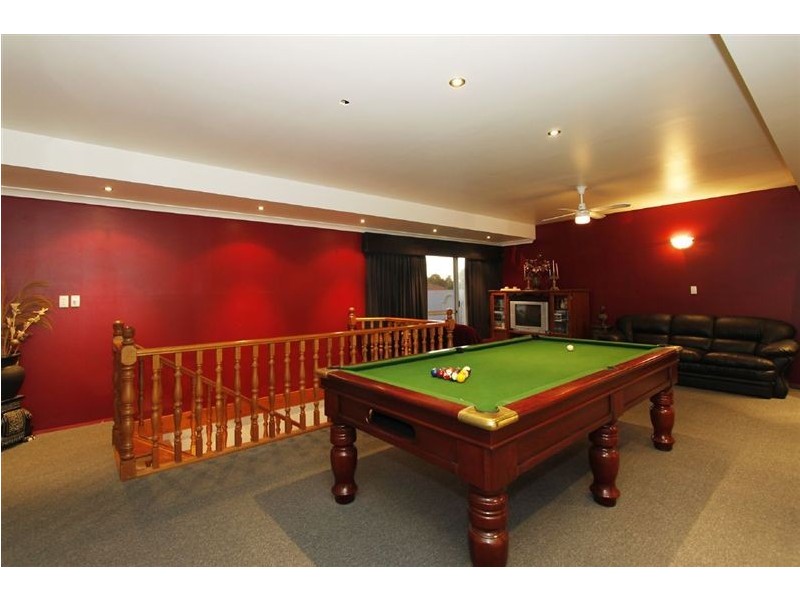 158 Corinthian Road East, Shelley WA 6148