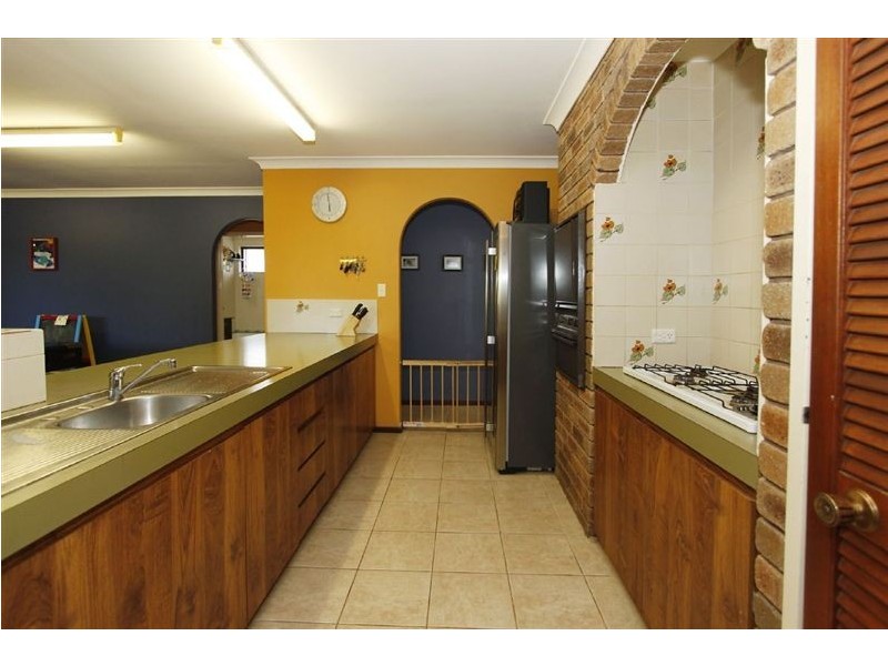 5 Oliver Court, Kardinya WA 6163