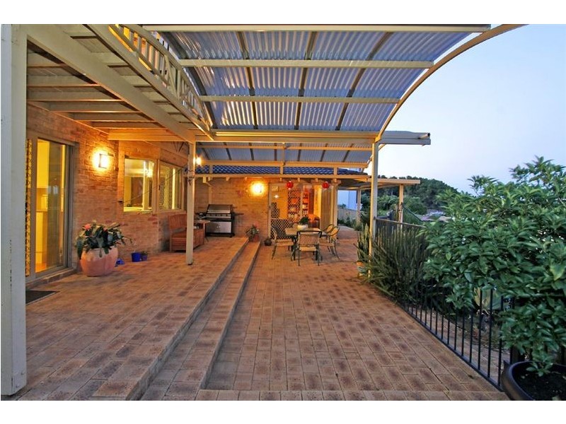 4 Callaway Crescent, Kardinya WA 6163