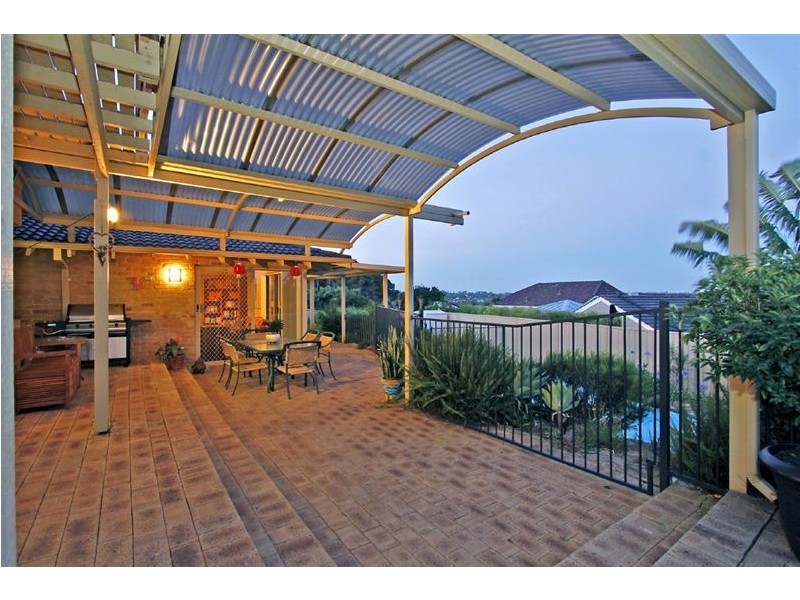 4 Callaway Crescent, Kardinya WA 6163