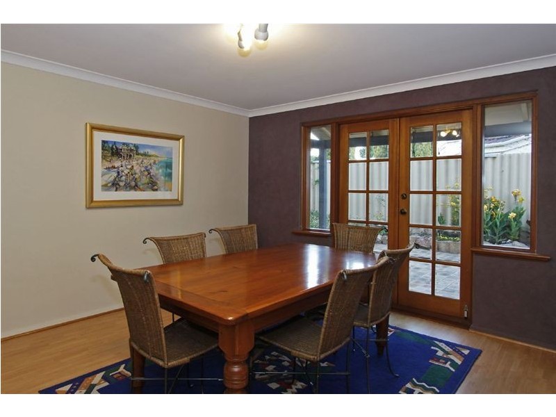 4 Callaway Crescent, Kardinya WA 6163