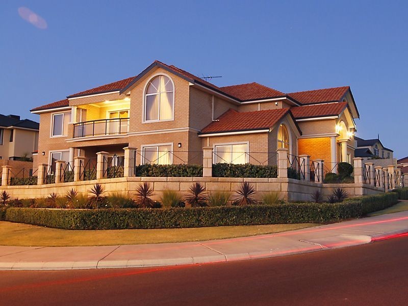 2 Baton Rouge Drive, Mindarie WA 6030