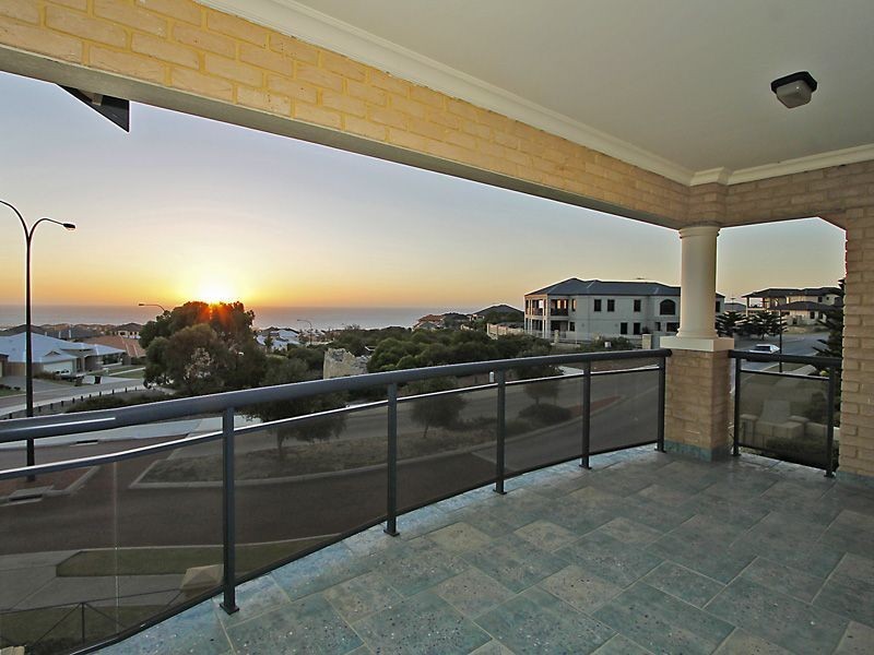 2 Baton Rouge Drive, Mindarie WA 6030