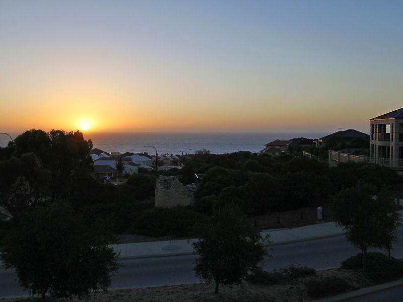 2 Baton Rouge Drive, Mindarie WA 6030