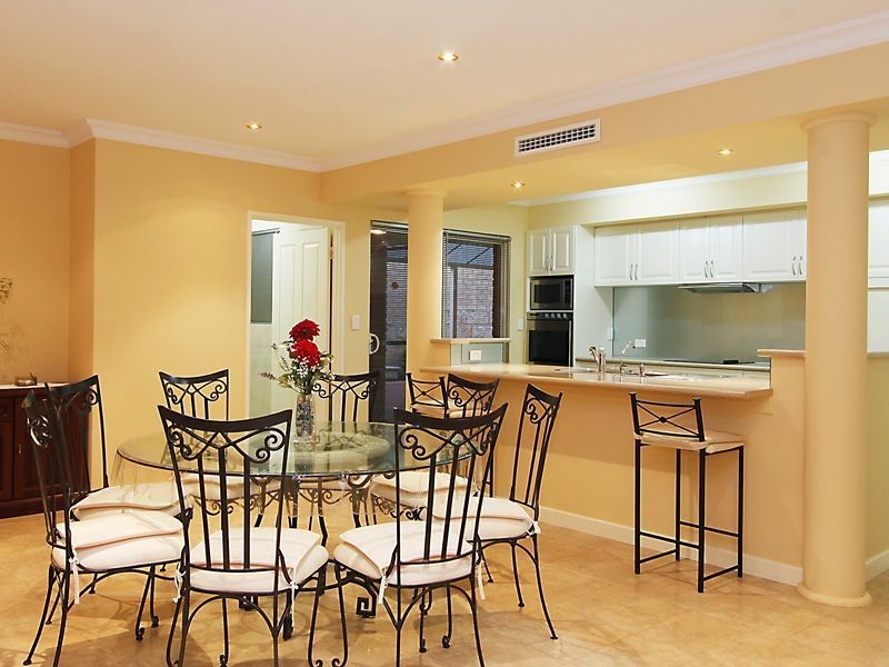 2 Baton Rouge Drive, Mindarie WA 6030