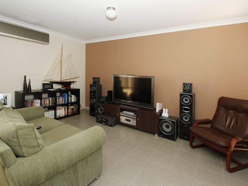 4c Salina Way, Yangebup WA 6164