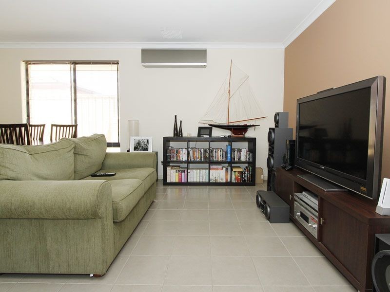 4c Salina Way, Yangebup WA 6164