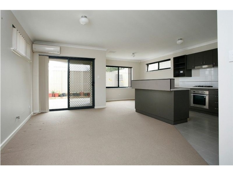 27 Merian Close, Bentley WA 6102