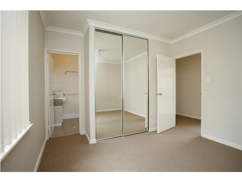 27 Merian Close, Bentley WA 6102