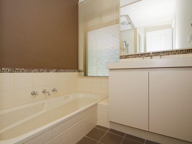 3 Treaty Oak Cove, Bibra Lake WA 6163