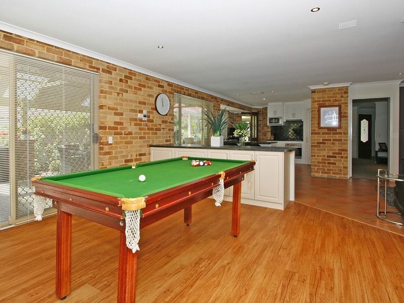 3 Treaty Oak Cove, Bibra Lake WA 6163