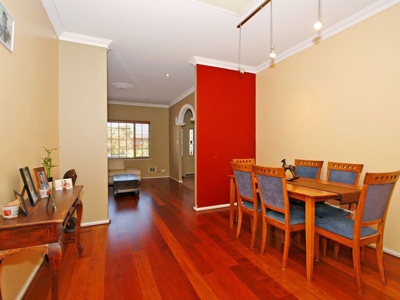 1 Curtis Road, Melville WA 6156