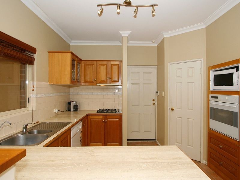 1 Curtis Road, Melville WA 6156