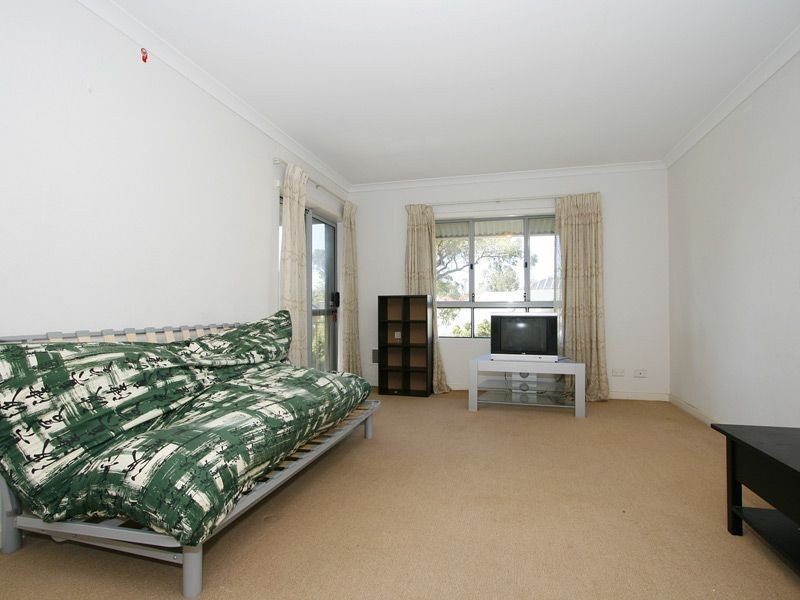 3615 Friar John Way, Coolbellup WA 6163