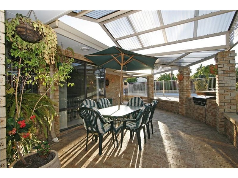 5 Underwood Grove, Kardinya WA 6163