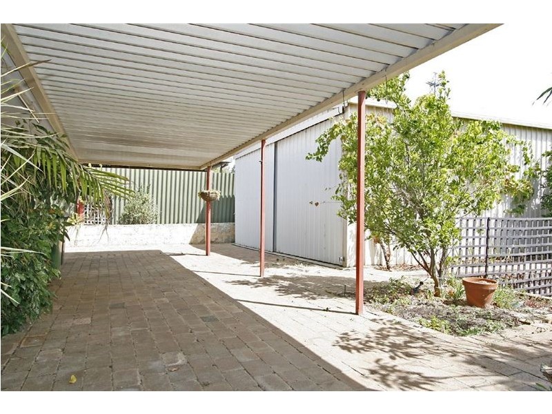 25 Hanrahan Loop, Kardinya WA 6163