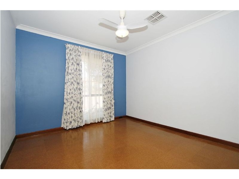 25 Hanrahan Loop, Kardinya WA 6163