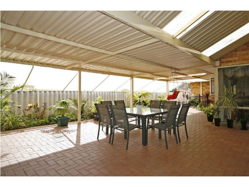 20 Fairmount Close, Bibra Lake WA 6163