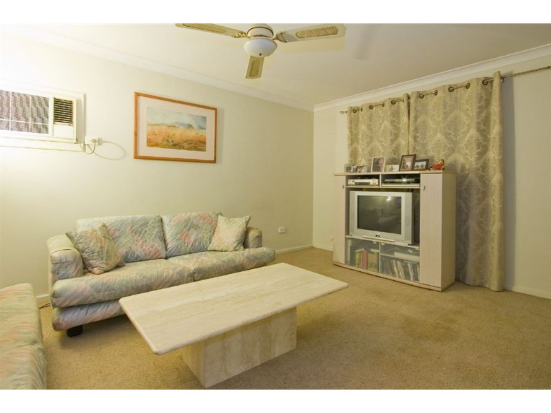 27 Hadley Gardens, Kardinya WA 6163