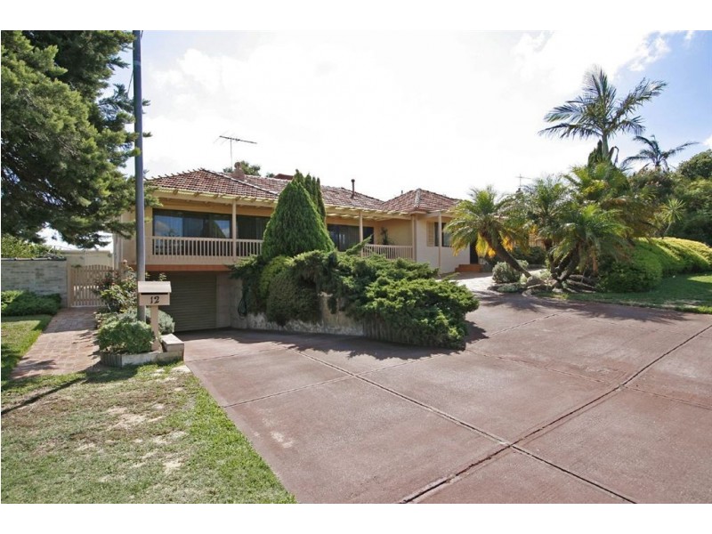 12 Shelshaw Street, Melville WA 6156