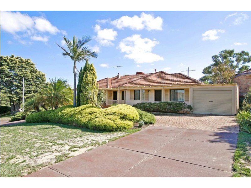 12 Shelshaw Street, Melville WA 6156