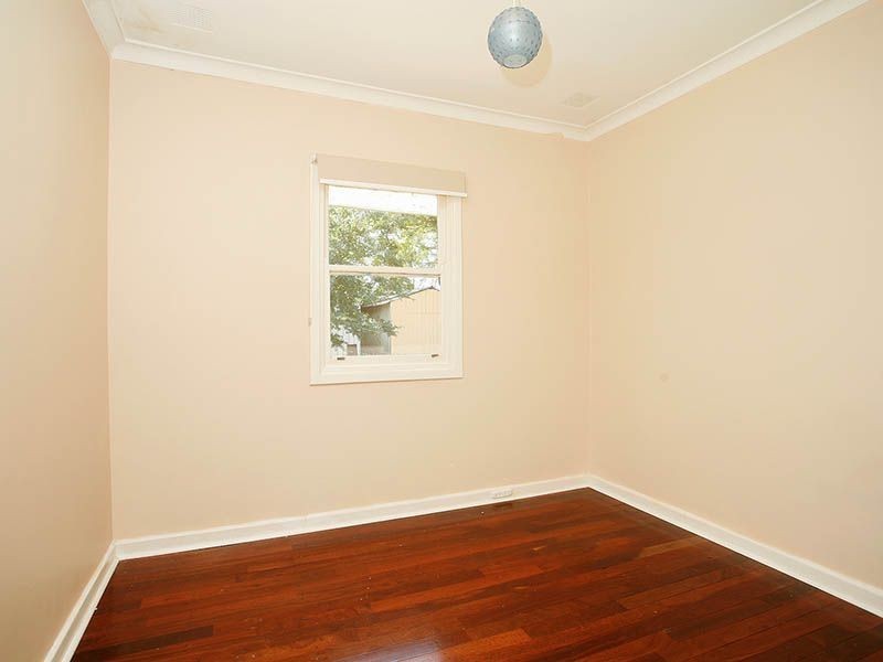18 Caliban Way, Coolbellup WA 6163