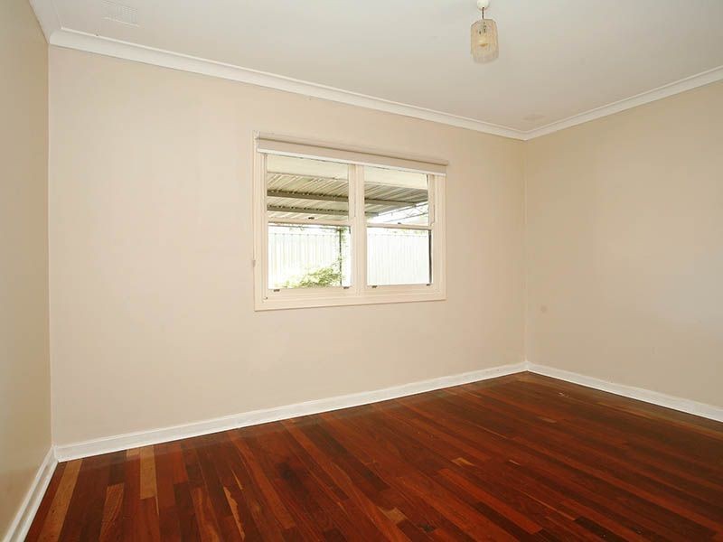 18 Caliban Way, Coolbellup WA 6163