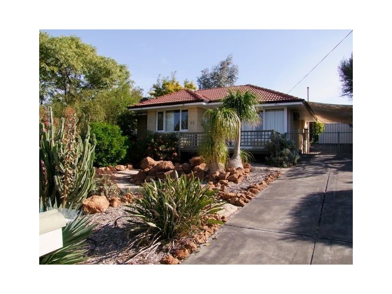 32 Quince Way, Coolbellup WA 6163