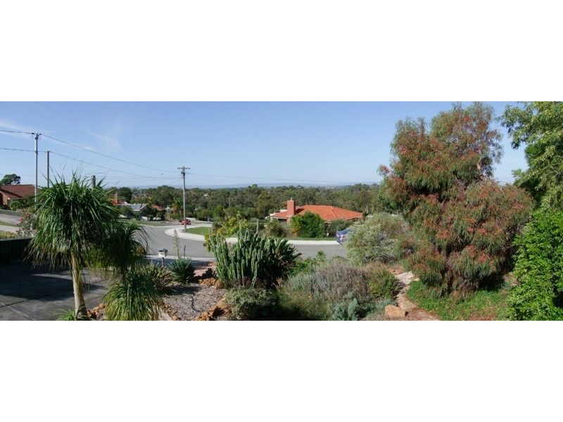 32 Quince Way, Coolbellup WA 6163